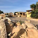 Lägenhetshotell Il Melograno Lampedusa