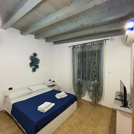 Il Melograno Lägenhetshotell 3*